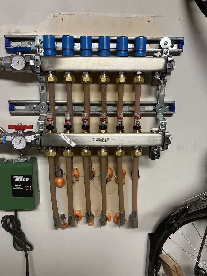 Plumber performing Sink Repair at a residential property in Gilbert